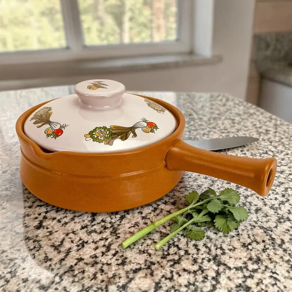 Ceramic French Onion Soup Bowl with Lid and Handle